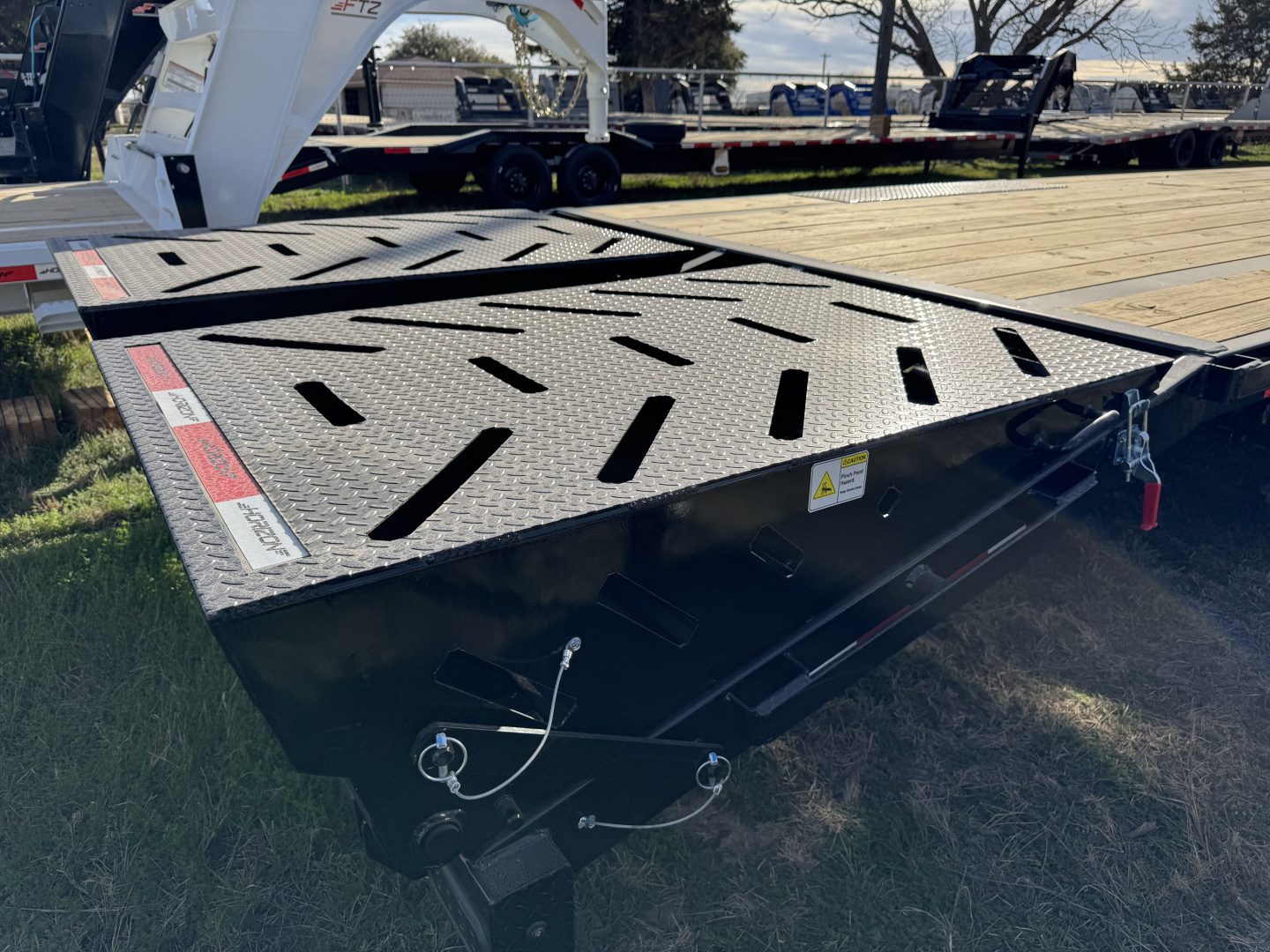 New 2026 Horizon Trailers FTZ 40' Gooseneck Mega Ramps 7k Equipment Trailer