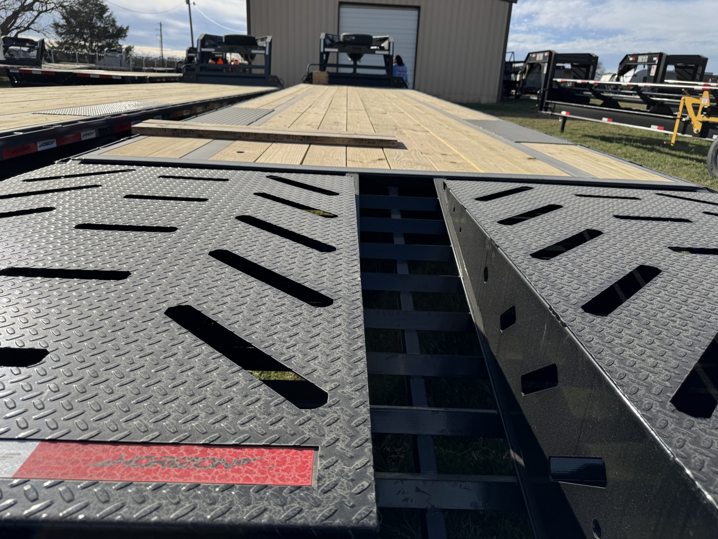 New 2026 Horizon Trailers FTZ 40' Gooseneck Mega Ramps 7k Equipment Trailer