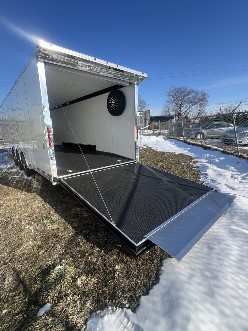 New 2026 Vintage 34’ Tag Race Trailer