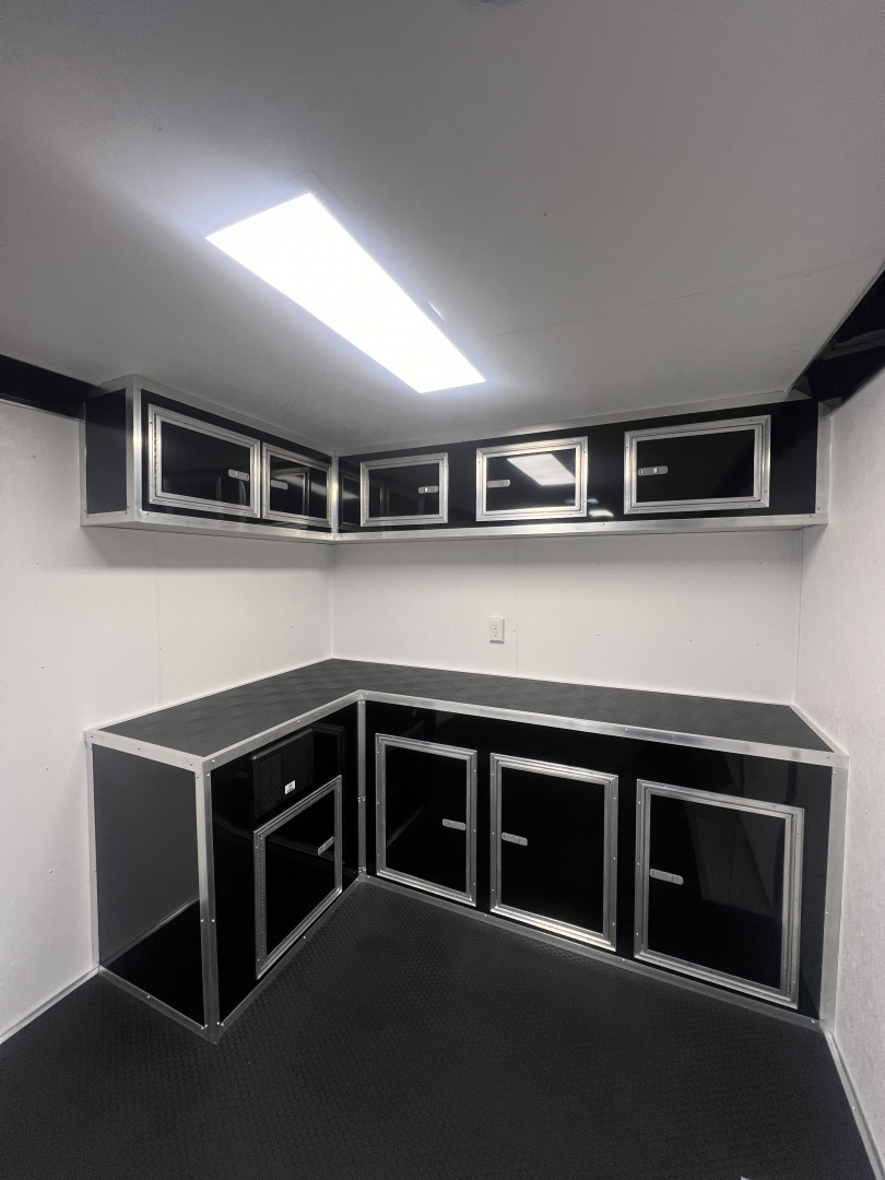 New 2026 Vintage 34’ Tag Race Trailer