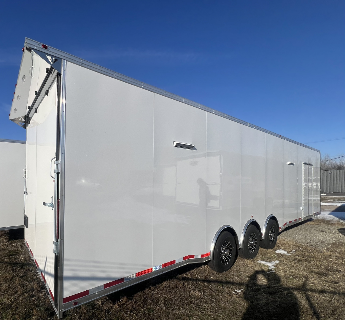 New 2026 Vintage 34’ Tag Race Trailer