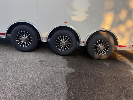 New 2026 Vintage 34’ Tag Race Trailer