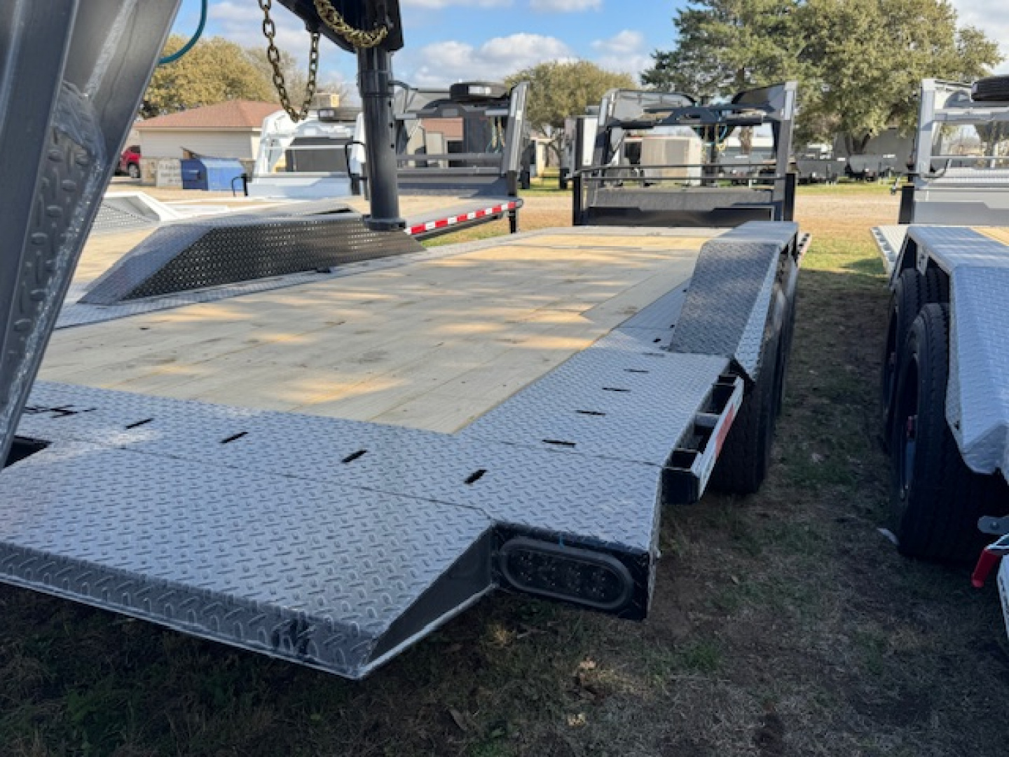 New 2026 Horizon Trailers ETZ 24' Gooseneck 8K Equipment Trailer