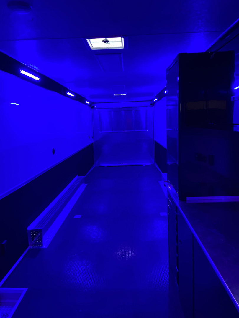 New 2026 Vintage Living Quarters Racing Trailer