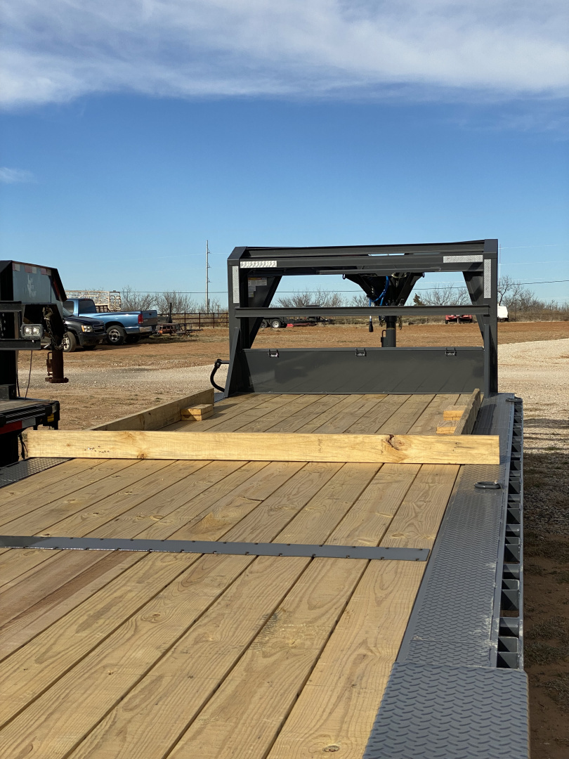 New 2026 Lamar Trailers 102" x 40' Gooseneck Triple Axle 7k Equipment Trailer