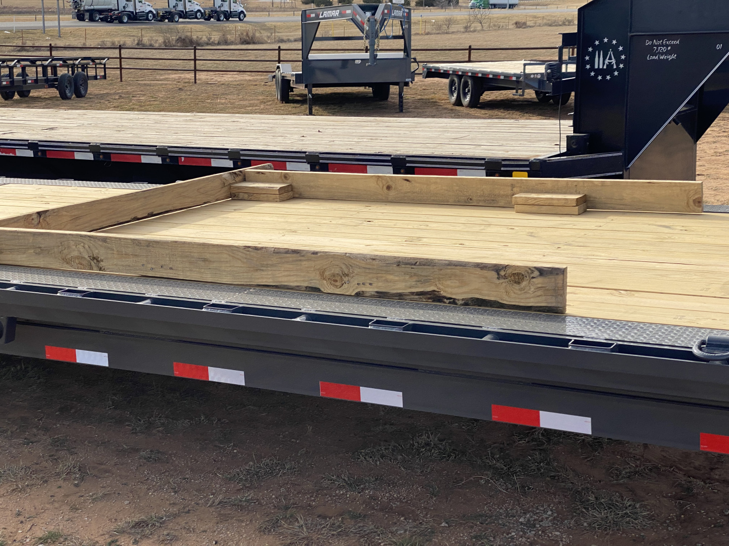 New 2026 Lamar Trailers 102" x 40' Gooseneck Triple Axle 7k Equipment Trailer