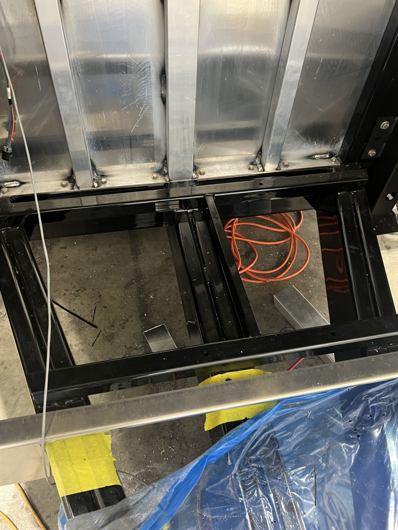 New JDCC 2026 PRI 38' Lift Gate