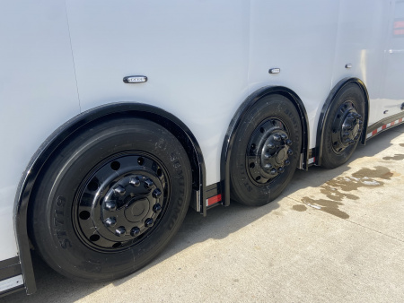 New JDCC 2026 PRI 38' Lift Gate