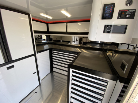 New JDCC 2026 PRI 38' Lift Gate