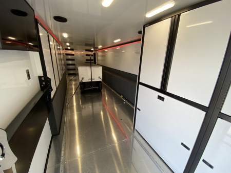 New JDCC 2026 PRI 38' Lift Gate