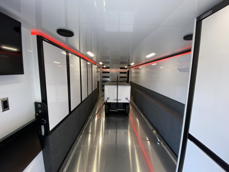 New JDCC 2026 PRI 38' Lift Gate