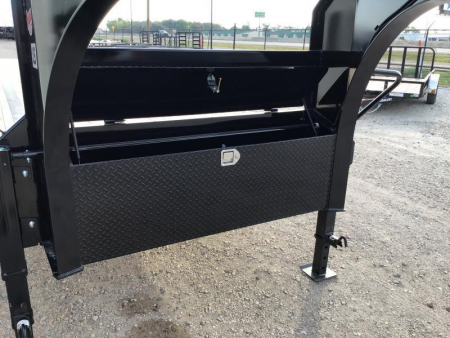 New 2026 PJ 102"x40' GN Low-Pro Flatbed w/ Singles - LS