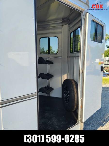 New 2023 Sundowner Trailers Super Sport 3-horse Horse Trailer