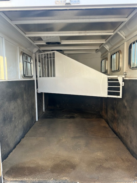 Used 2021 Trails West Adventure 3 Horse Horse Trailer