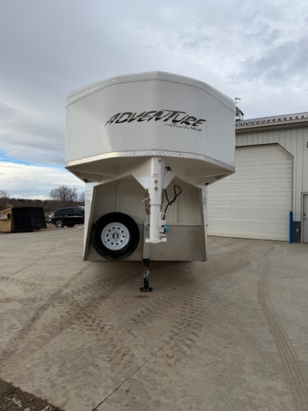 Used 2021 Trails West Adventure 3 Horse Horse Trailer