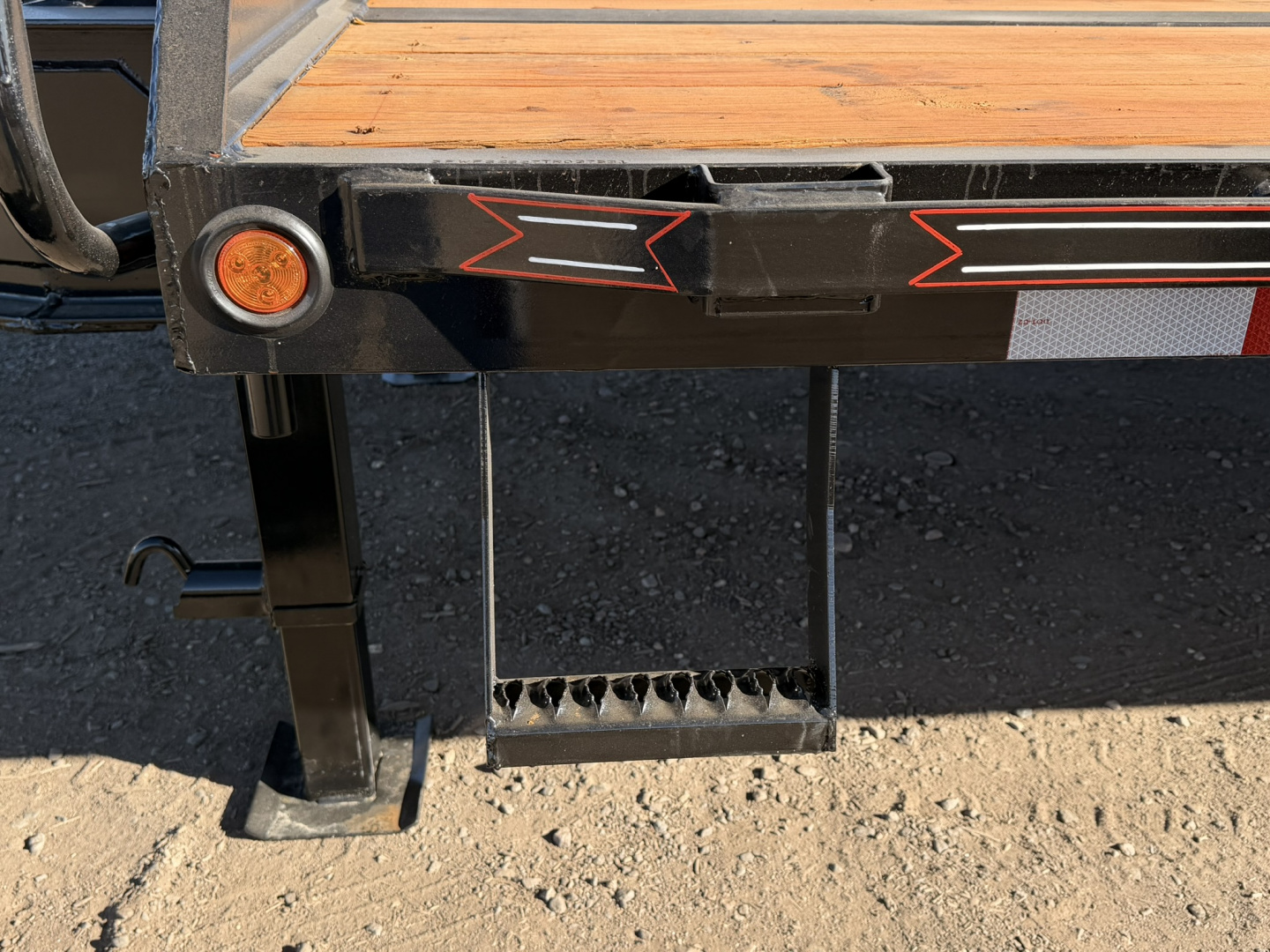 New 2026 Diamond T 8.5-28 Tandem Dual Deckover Pintle Equipment Hauler 25.9K GVWR