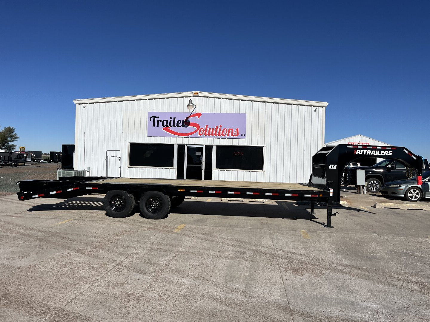 New 2026 PJ Trailers 25' X 102" Flatdeck 5' Dovetail With Ramps Flatbed Trailer