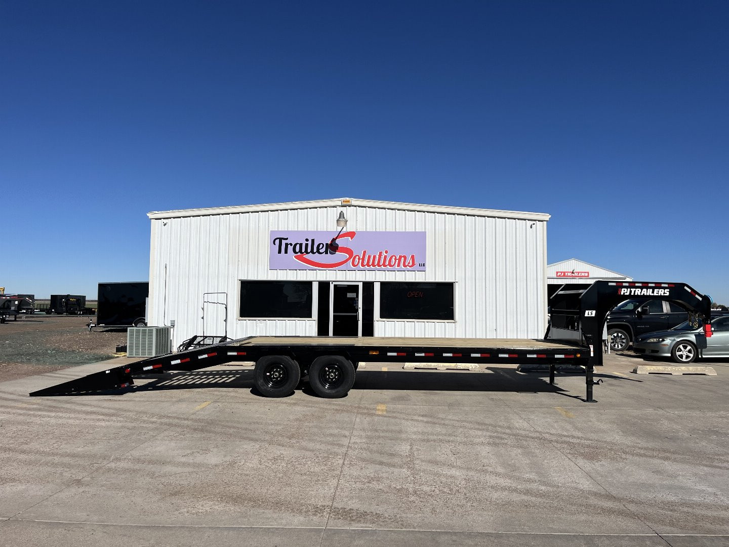 New 2026 PJ Trailers 25' X 102" Flatdeck 5' Dovetail With Ramps Flatbed Trailer