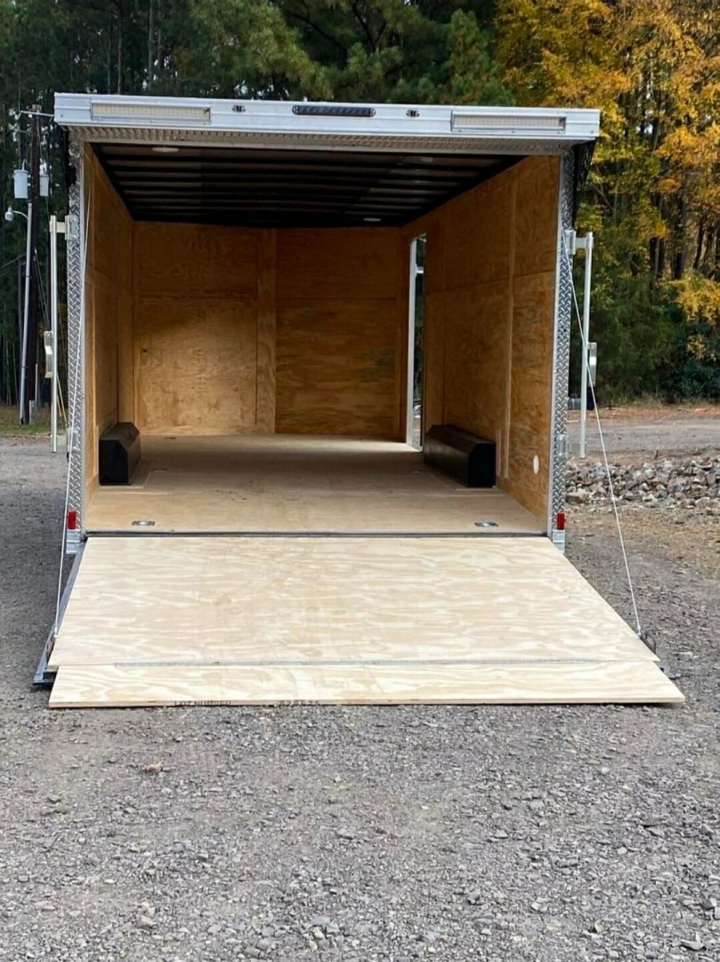 New 2026 GRACE PRO 8.5X20FT ENCLOSED TRAILER 6FT6 INTERIOR HEIGHT 3500LB AXLES