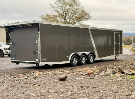 New 2026 GRACE PRO 8.5X32FT ENCLOSED TRAILER 6FT 6 INTERIOR HEIGHT TRIPLE 5200LB AXLES