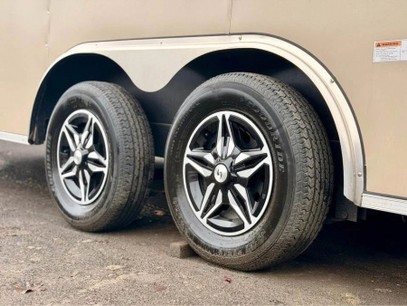 Used 2024 GRACE PRO 8.5X18FT V-NOSE ENCLOSED TRAILER