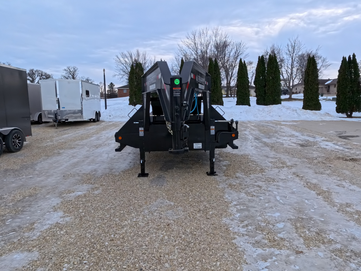 New 2026 Iron Bull Gooseneck Low Pro Deckover 102 x 36 (31 +5) FLG with Rampage Ramps, Matching Spare and 25,900 lb. GVWR