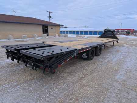 New 2026 Iron Bull Gooseneck Low Pro Deckover 102 x 36 (31 +5) FLG with Rampage Ramps, Matching Spare and 25,900 lb. GVWR