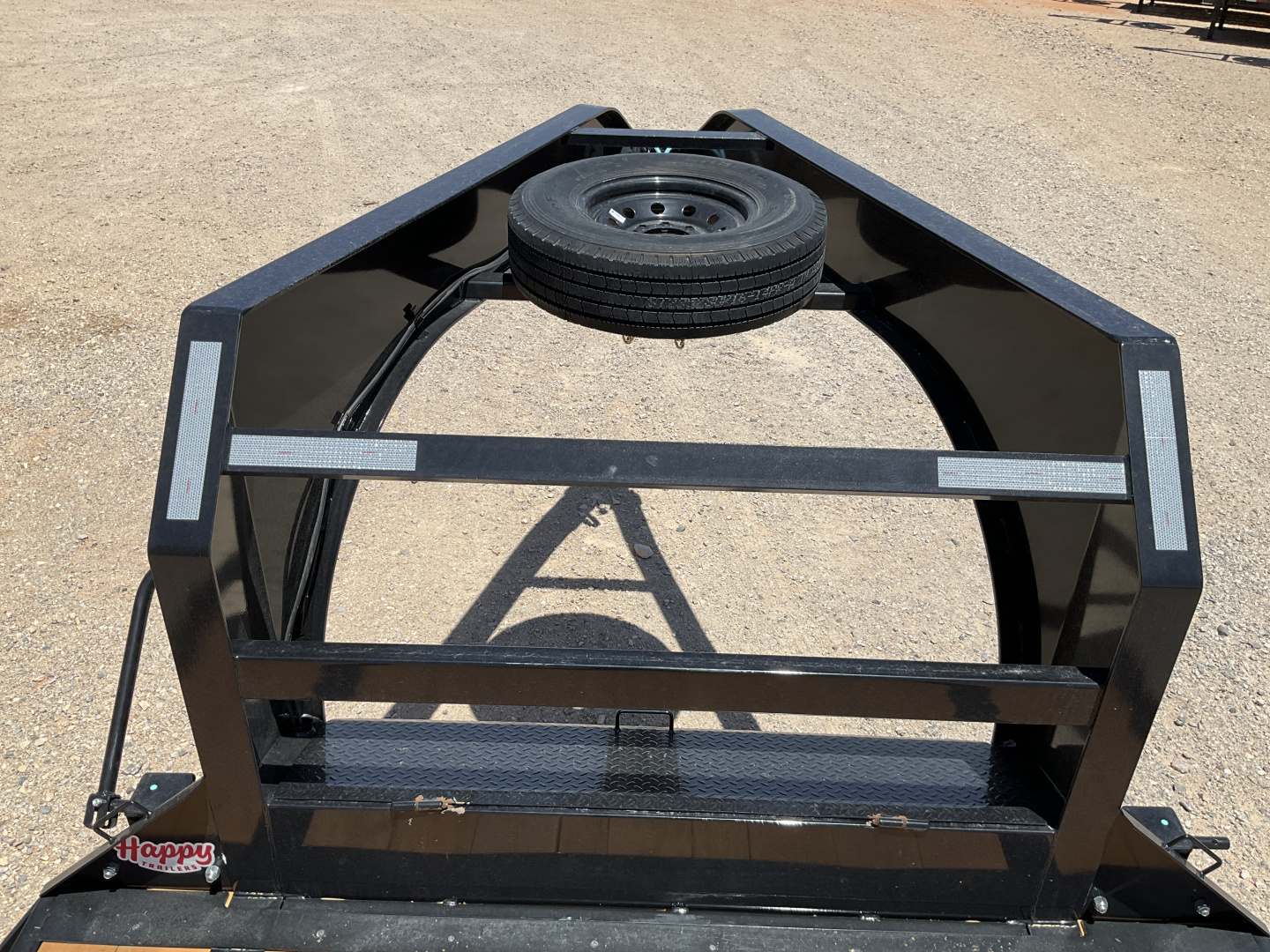 New 2026 PJ 102"x36' GN Low-Pro Flatbed w/ Singles - LX