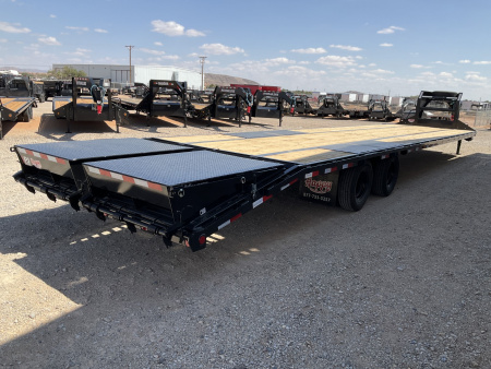 New 2026 PJ 102"x40' GN Low-Pro Flatbed w/ Duals - LD