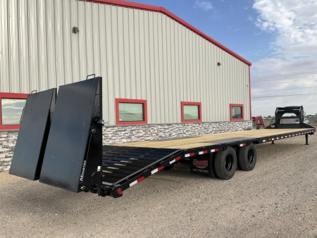 New 2026 PJ 102"x40' GN Low-Pro Flatbed w/ Duals - LD