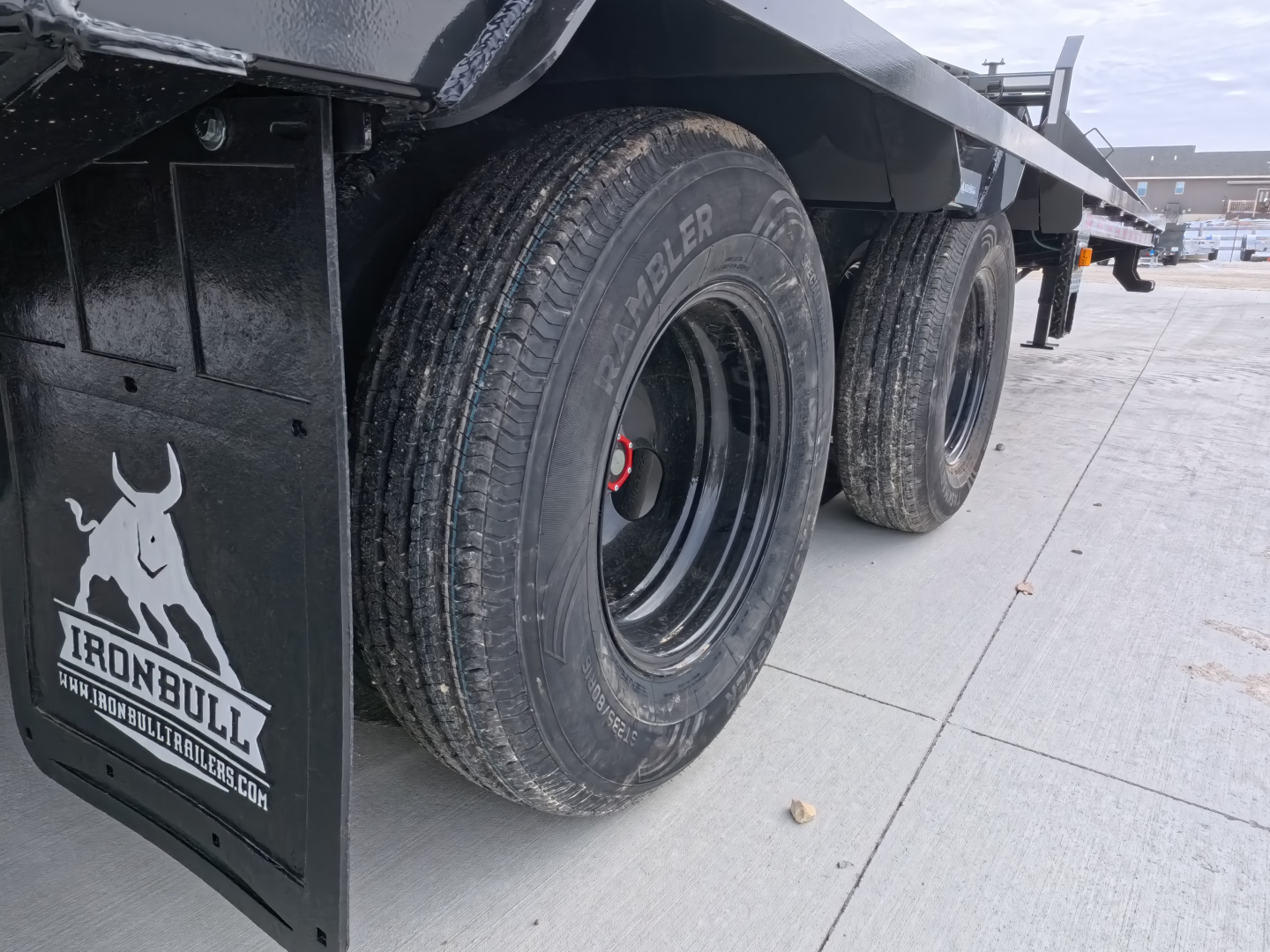 New 2026 Iron Bull 102 x 25 (20 +5) FLG Gooseneck Deckover with 23,900 lb. GVWR, Engineered Neck and Matching Spare