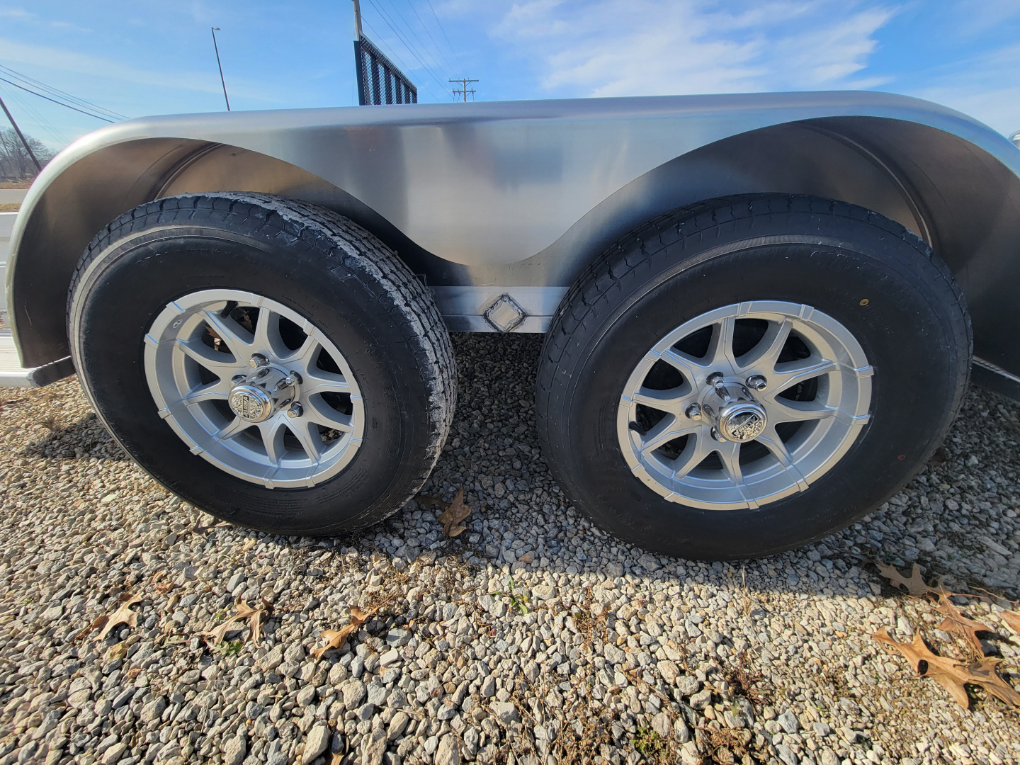 New 2027 Sure-Trac 7816 Tandem Axle Electric Brakes Utility Trailer