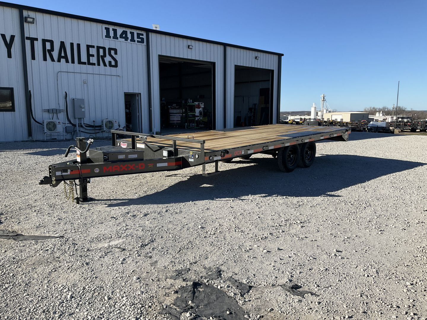 New 2026 MAXX-D 102”x20’ BP Deckover Flatbed – DOX