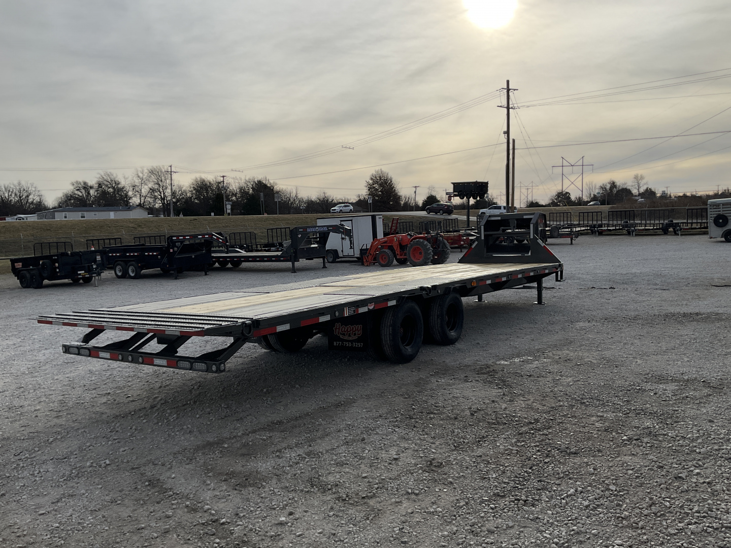 New 2026 MAXX-D 102”x32’ Gooseneck Hydraulic Dovetail Flatbed w/ Duals – YDX