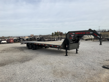 New 2026 MAXX-D 102”x32’ Gooseneck Hydraulic Dovetail Flatbed w/ Duals – YDX
