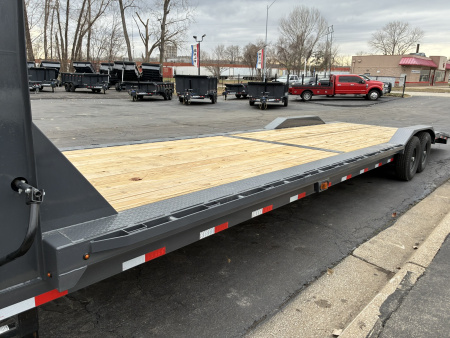 New 2026 Lamar Trailers 102"x32' H8-14K Equipment Trailer