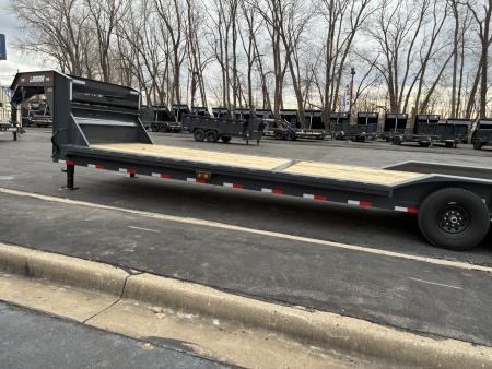 New 2026 Lamar Trailers 102"x32' H8-14K Equipment Trailer