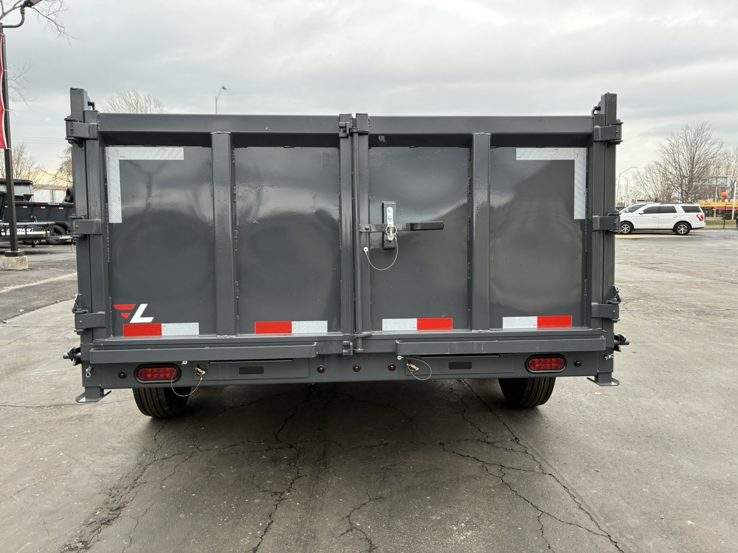 New 2026 Lamar Trailers 83"X14'DT-14K Gooseneck Bodies