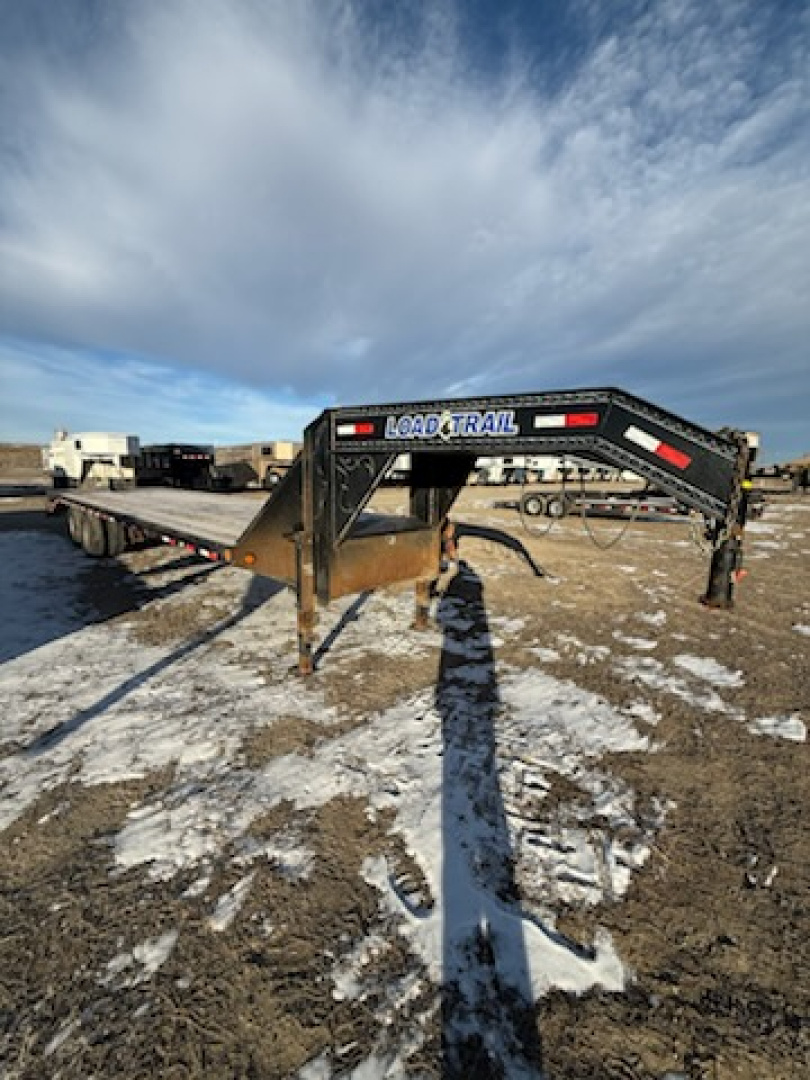 Used 2019 Load Trail 26' Flatbed Trailer