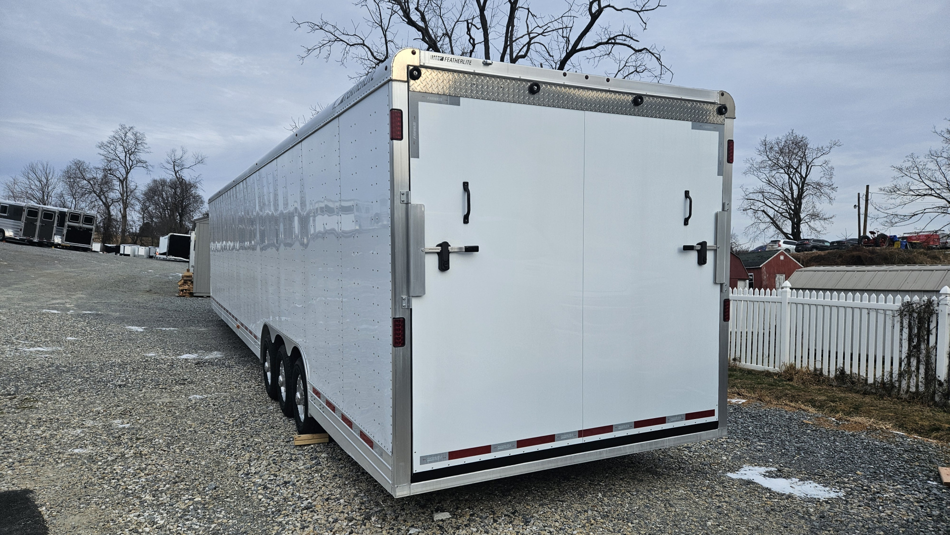 New 2026 Featherlite Trailers GOOSENECK 4941 8.5X40 TRIPLE Car / Racing Trailer