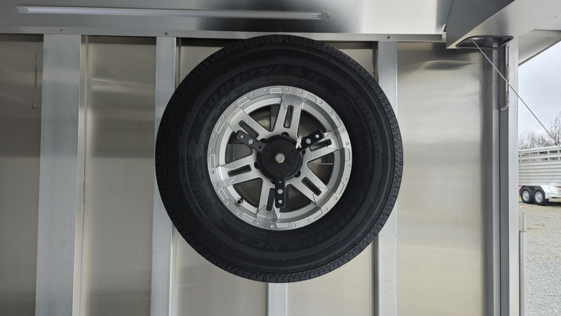 New 2026 Featherlite Trailers 4410 8.5X24TA Car / Racing Trailer