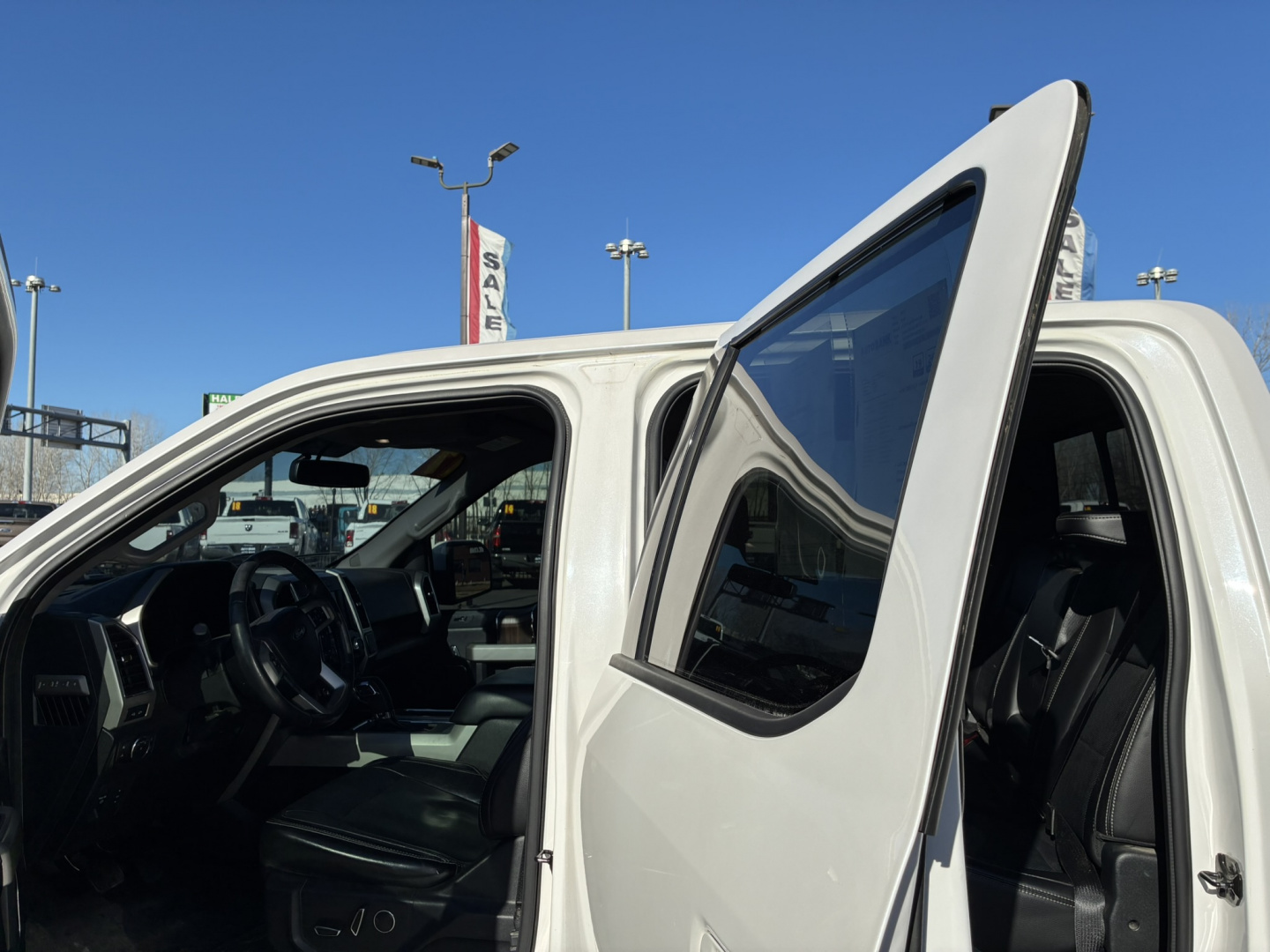 Used 2017 Ford F150 Super Crew Cab Lariat Truck