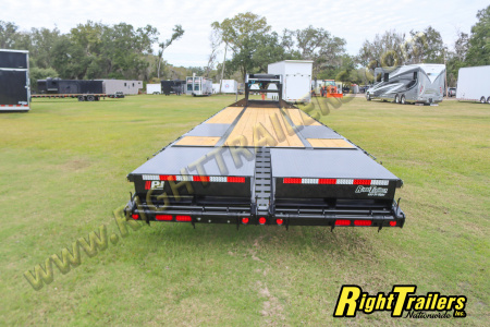 New 2026 8.5X35 PJ GOOGSENECK EQUIPMENT TRAILER