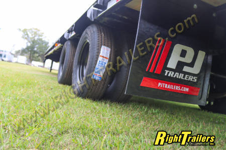 New 2026 8.5X35 PJ GOOGSENECK EQUIPMENT TRAILER