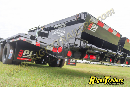 New 2026 8.5X35 PJ GOOGSENECK EQUIPMENT TRAILER