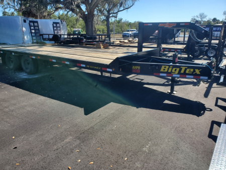 New 2026 Big Tex Trailers 8.5X25(20+5) 22GN DECKOVER WITH DOVETAIL MEGA RAMPS DUALLY TIRE