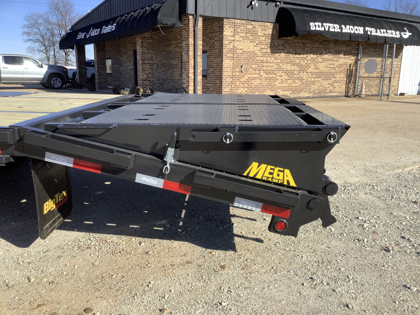 New 2026 Big Tex Trailers 25GN 30+5 (25.9K) Gooseneck Flatbed Trailer