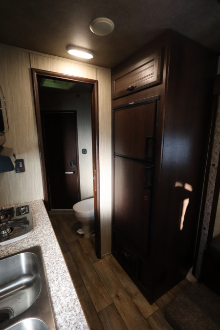 Used 2021 Bison Trailers 4 Horse LQ Slide-out Horse Trailer