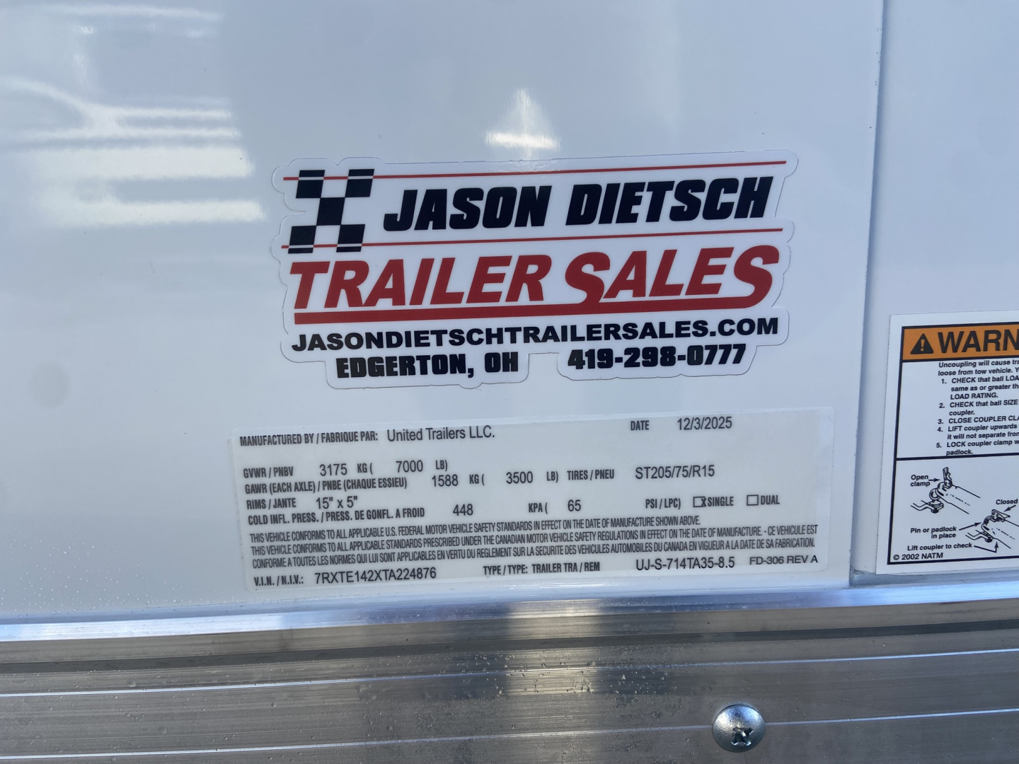 New United 14' UJ V-Nose Enclosed Cargo Trailer