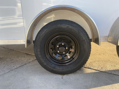 New United 14' UJ V-Nose Enclosed Cargo Trailer